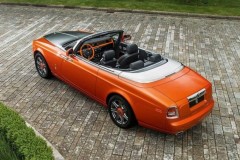 Rolls-Royce lột xác với phong cách trẻ trung