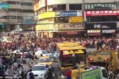 Cả nghìn người chen lấn cuồng bạo ở Đài Loan vì Pokemon Go