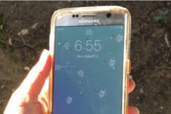 Samsung Galaxy S7 sống sót kỳ diệu sau 2 giờ “mất tích” dưới hồ nước