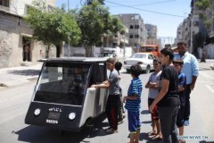 Cận cảnh xe năng lượng mặt trời tự chế đầu tiên của sinh viên Palestine