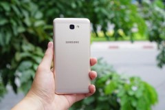 Rò rỉ Samsung Galaxy J7 Prime: Kim loại nguyên khối, mặt kính cong 2,5D, cảm biến vân tay