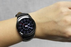 Samsung lần đầu ti&#234;n tung ra smartwatch gắn sẵn eSIM