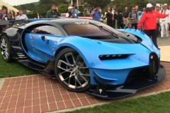 Siêu xe Bugatti độc bản gặp sự cố "ê mặt" khi trưng bày ngoài trời