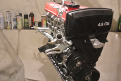 Thưởng thức màn lắp ráp động cơ Toyota với phong cách Stop-motion