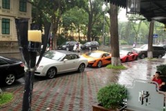 Siêu xe của đại gia Hà thành xuống phố dịp cuối tuần