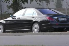 [VIDEO] Mercedes-Benz S-Class 2017 với loạt công nghệ mới ấn tượng