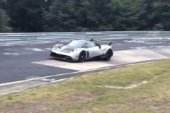 [VIDEO] Pagani Huayra BC quyết tâm lập kỷ lục "địa ngục Xanh"