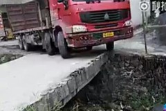 Tài năng siêu hạng của bác tài xẽ