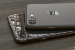 Ảnh dựng iPhone 7 với hai màu đen kiểu mới