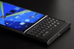 BlackBerry có thể đóng cửa mảng phần cứng ngày 28/9