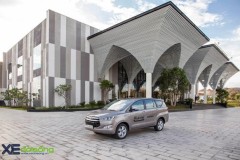 Clip chi tiết các tiện nghi trên Innova 2.0V