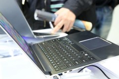 Google phát triển Notebook chạy Andromeda