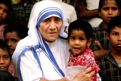 Làm thế nào để được phong Thánh như Mẹ Teresa?