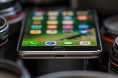 So sánh chụp ảnh RAW trên iPhone 7 Plus và Sony A7R II