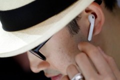 Tai nghe AirPods của iPhone 7 có thể ảnh hưởng đến sức khỏe con người
