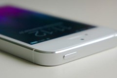 Tắt nguồn Iphone không cần "động tay đá chân" đến nút nguồn