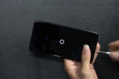 Video: Phẫu thuật iPhone 7 Plus tại Việt Nam