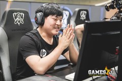 [CKTG 2016] Uzi không tin RNG có nổi một ván thắng ở vòng Tứ kết