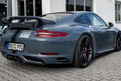 Bản đề-mô xe độ TechArt 991.2 với thiết kế cánh gió cố định