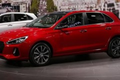 Hyundai i30 mới ôm mộng đứng đầu phân khúc