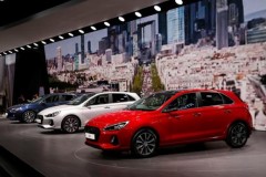 Chi tiết Hyundai i30 2017 vừa ra mắt ở triển lãm Paris