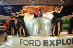 Triển lãm ô tô Việt Nam 2016 chính thức được khai mạc