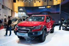 Chevrolet ra mắt Colorado 2017, bổ sung công nghệ, 5 phiên bản, giá từ 619 triệu