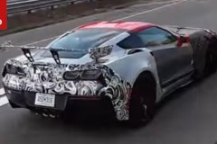 [VIDEO] Ba nguyên mẫu Chevrolet Corvette ZR1 khuấy động đường phố Ann Arbor