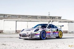 Porsche 911 GT3 RS độ theo phong cách máy tính Apple