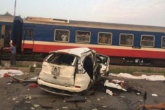 Tai nạn khủng khiếp từ những đường ngang giao cắt