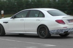 [VIDEO] Siêu sedan Mercedes-AMG E63 đã hoàn thiện để cạnh tranh với BMW M5