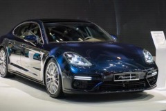 Khám phá "tuyệt phẩm" Porsche Panamera 2017 tại Việt Nam
