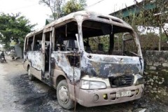 "Bà hỏa" thiêu rụi xe khách trong đêm