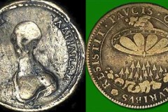 Đồng tiền cổ tiết lộ bí ẩn về người ngoài hành tinh