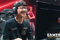 [LMHT] Smeb gọi GorrilA là “thằng điên”