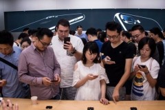 Muốn thăng tiến, đừng mua iPhone 7