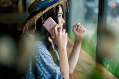 5 smartphone m&#224;u hồng quyến rũ đ&#225;ng mua tặng chị em 20/10