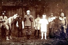 Ảnh cực hiếm: Lễ hội Halloween những năm 1900 - 1920