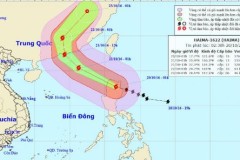 Bão Haima gây gió giật cấp 16 tiến vào biển Đông