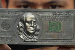 Cận cảnh quy trình sản xuất đồng đô la Mỹ đắt giá