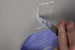 Chàng trai khoét mộ lỗ trên tường, không ngờ là nơi cất giấu báu vật không bao giờ bị mất trộm