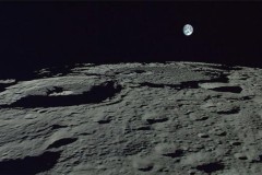 Hình ảnh kỳ thú của Trái Đất chụp từ Mặt Trăng