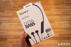 Khui hộp Sony MDR-XB70BT - Chất âm khá, thiết kế neckband, dành cho thể thao, sản xuất ở Việt Nam