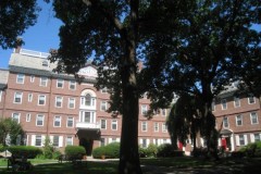 Nhìn lại lịch sử facebook qua 33 tấm ảnh biết nói