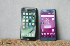 So sánh thiết kế iPhone 7 Plus và Sony Xperia XZ: Mỗi "người" một vẻ, mười phân vẹn mười
