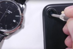 Thử nghiệm khả năng chống xước trên mặt kính camera của iPhone 7