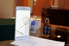 Trên tay OPPO R9s vừa ra mắt: đẹp dịu dàng và thanh thoát