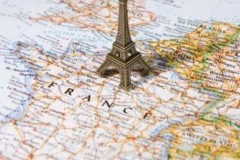 Vì sao nước Pháp có đến 12 múi giờ khác nhau?