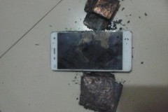 Xiaomi Mi4 xách tay bất ngờ phát nổ ngay tại Việt Nam gây bỏng cho người dùng