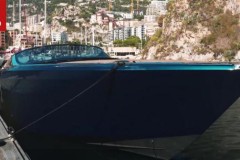 [VIDEO] Chiêm ngưỡng thực tế siêu du thuyền Aston Martin AM37 "quẫy sóng"